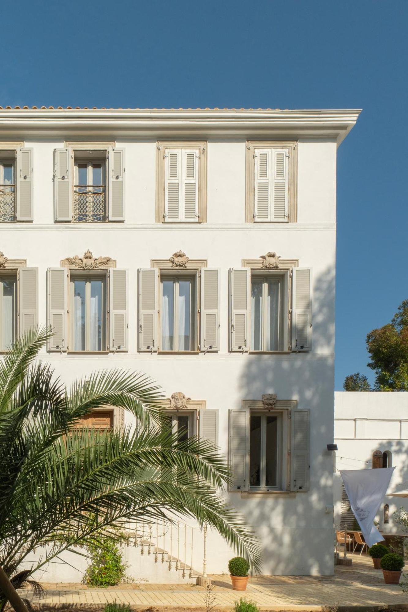 Hotel La Batisse En Blanc Golfe-Juan Zewnętrze zdjęcie